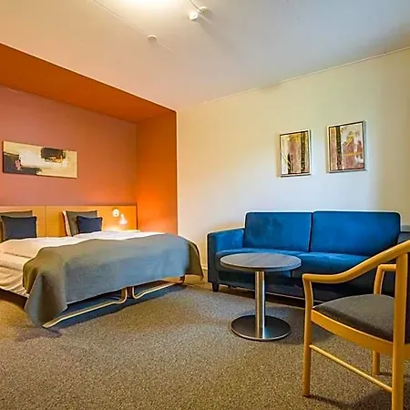 Hedemarken 3* غريندستيد